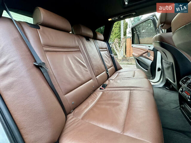 Белый БМВ Х5, объемом двигателя 3 л и пробегом 214 тыс. км за 18500 $, фото 45 на Automoto.ua