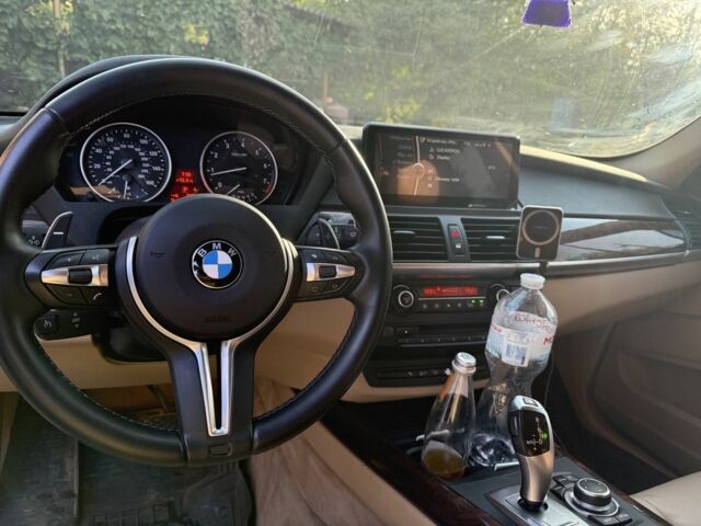 Белый БМВ Х5, объемом двигателя 3 л и пробегом 250 тыс. км за 15000 $, фото 6 на Automoto.ua