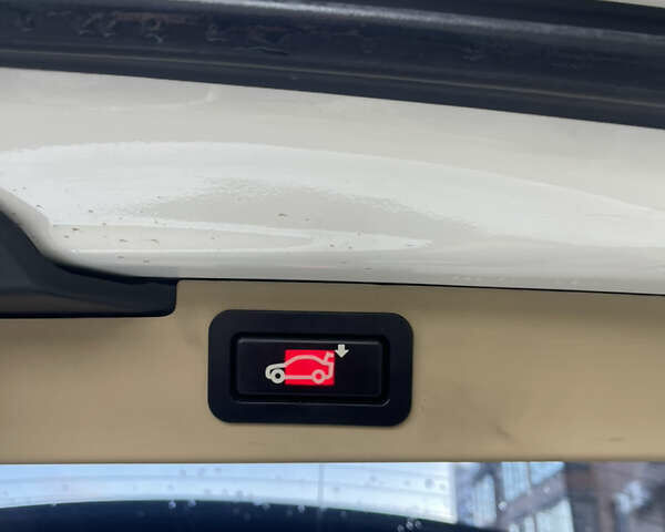 Белый БМВ Х5, объемом двигателя 2.98 л и пробегом 228 тыс. км за 13999 $, фото 35 на Automoto.ua