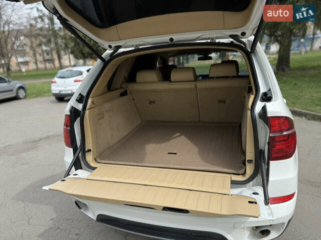 Белый БМВ Х5, объемом двигателя 2.99 л и пробегом 216 тыс. км за 17900 $, фото 14 на Automoto.ua