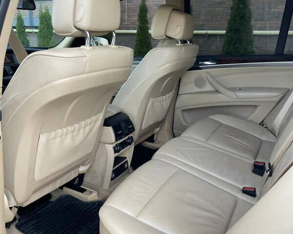 Белый БМВ Х5, объемом двигателя 2.98 л и пробегом 228 тыс. км за 13999 $, фото 33 на Automoto.ua