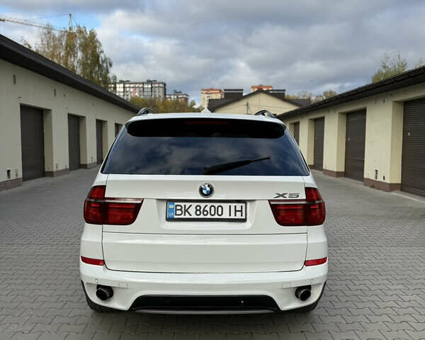 Белый БМВ Х5, объемом двигателя 2.99 л и пробегом 259 тыс. км за 16500 $, фото 81 на Automoto.ua