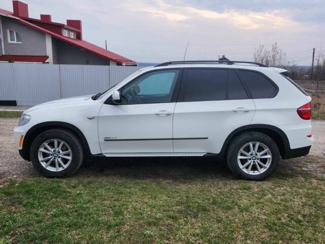 Белый БМВ Х5, объемом двигателя 3 л и пробегом 215 тыс. км за 16800 $, фото 6 на Automoto.ua