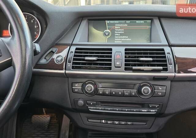 Белый БМВ Х5, объемом двигателя 2.98 л и пробегом 218 тыс. км за 16900 $, фото 19 на Automoto.ua