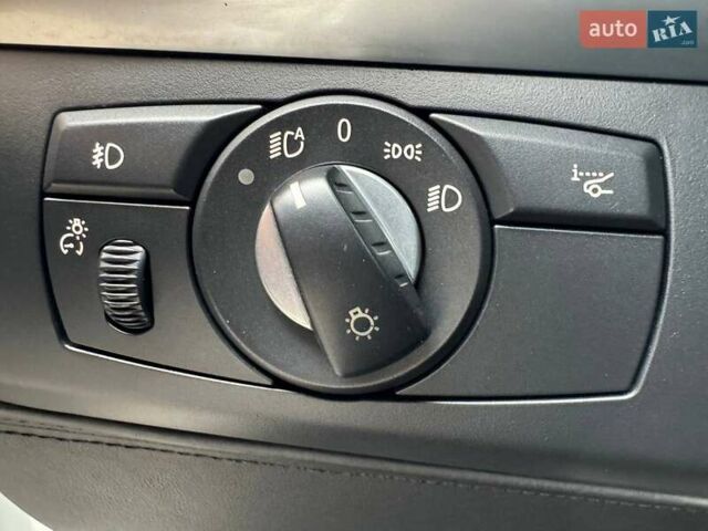 Белый БМВ Х5, объемом двигателя 2.98 л и пробегом 291 тыс. км за 16990 $, фото 19 на Automoto.ua