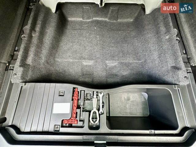 Белый БМВ Х5, объемом двигателя 3 л и пробегом 214 тыс. км за 18499 $, фото 65 на Automoto.ua