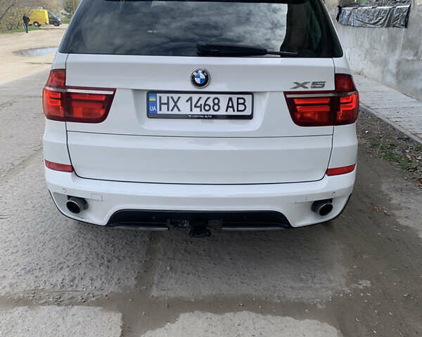 Белый БМВ Х5, объемом двигателя 2.99 л и пробегом 219 тыс. км за 16500 $, фото 4 на Automoto.ua
