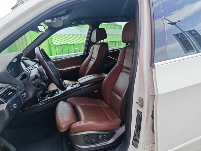Белый БМВ Х5, объемом двигателя 3 л и пробегом 148 тыс. км за 17000 $, фото 8 на Automoto.ua