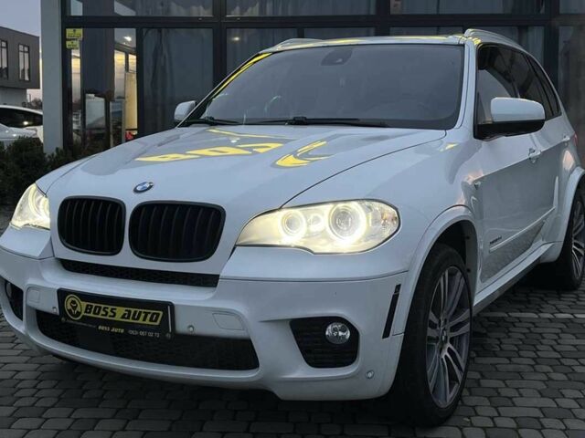 Белый БМВ Х5, объемом двигателя 3 л и пробегом 325 тыс. км за 13700 $, фото 2 на Automoto.ua