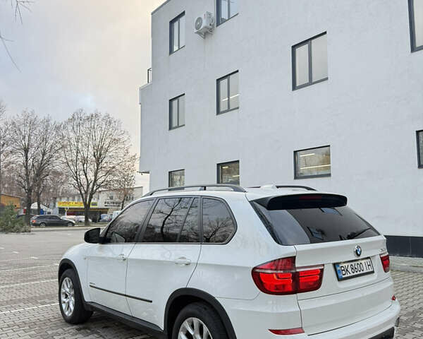 Белый БМВ Х5, объемом двигателя 2.99 л и пробегом 259 тыс. км за 16400 $, фото 64 на Automoto.ua