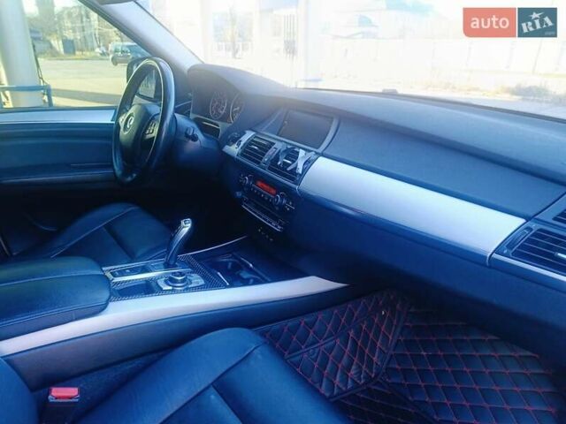 Білий БМВ Х5, об'ємом двигуна 3 л та пробігом 263 тис. км за 12600 $, фото 25 на Automoto.ua