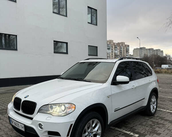 Белый БМВ Х5, объемом двигателя 2.99 л и пробегом 259 тыс. км за 16400 $, фото 75 на Automoto.ua