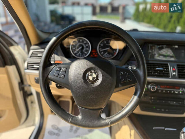 Белый БМВ Х5, объемом двигателя 3 л и пробегом 231 тыс. км за 11999 $, фото 33 на Automoto.ua