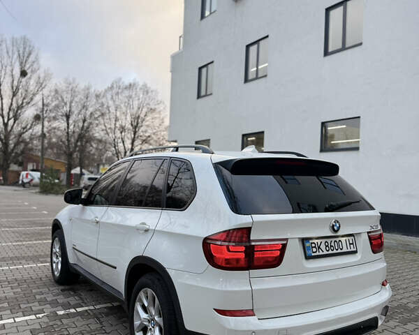Белый БМВ Х5, объемом двигателя 2.99 л и пробегом 259 тыс. км за 16400 $, фото 52 на Automoto.ua