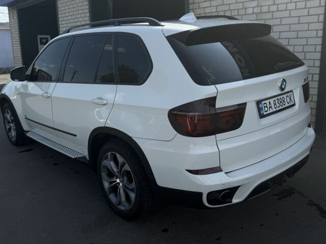 Белый БМВ Х5, объемом двигателя 3 л и пробегом 294 тыс. км за 15200 $, фото 3 на Automoto.ua