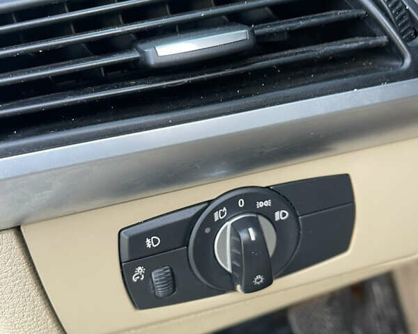 Белый БМВ Х5, объемом двигателя 2.98 л и пробегом 228 тыс. км за 13999 $, фото 30 на Automoto.ua