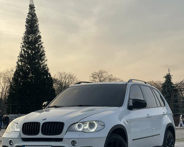 Белый БМВ Х5, объемом двигателя 2.98 л и пробегом 238 тыс. км за 13800 $, фото 5 на Automoto.ua