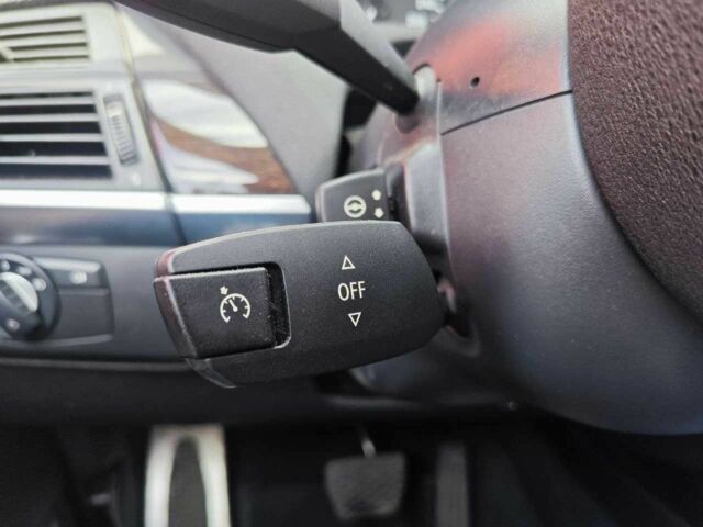 Белый БМВ Х5, объемом двигателя 3 л и пробегом 148 тыс. км за 17000 $, фото 23 на Automoto.ua