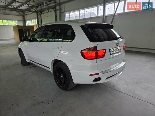 Білий БМВ Х5, об'ємом двигуна 2.98 л та пробігом 178 тис. км за 15555 $, фото 1 на Automoto.ua