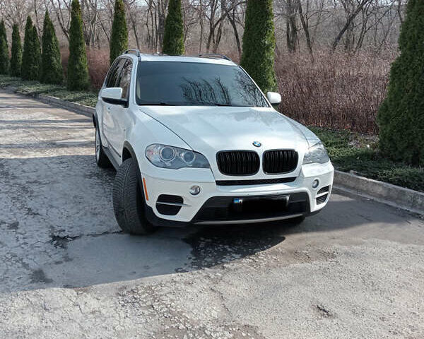Белый БМВ Х5, объемом двигателя 2.98 л и пробегом 217 тыс. км за 16600 $, фото 3 на Automoto.ua