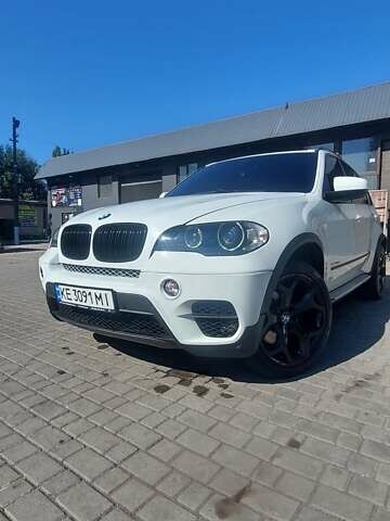 Белый БМВ Х5, объемом двигателя 2.99 л и пробегом 185 тыс. км за 21000 $, фото 5 на Automoto.ua