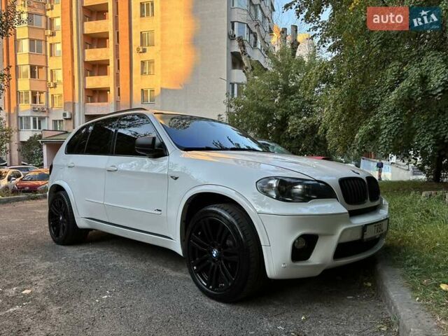 Белый БМВ Х5, объемом двигателя 2.98 л и пробегом 290 тыс. км за 19000 $, фото 23 на Automoto.ua