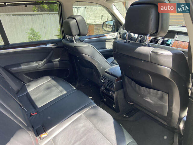 Білий БМВ Х5, об'ємом двигуна 2.99 л та пробігом 200 тис. км за 17100 $, фото 10 на Automoto.ua