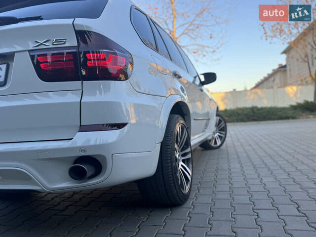 Белый БМВ Х5, объемом двигателя 3 л и пробегом 234 тыс. км за 15800 $, фото 7 на Automoto.ua