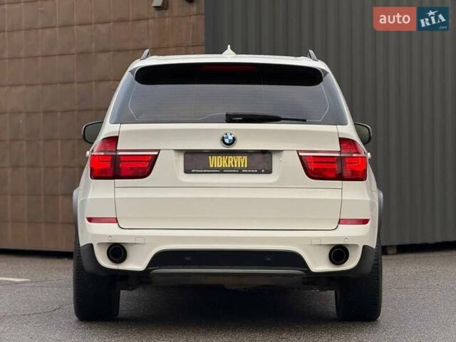 Білий БМВ Х5, об'ємом двигуна 2.98 л та пробігом 217 тис. км за 13950 $, фото 19 на Automoto.ua