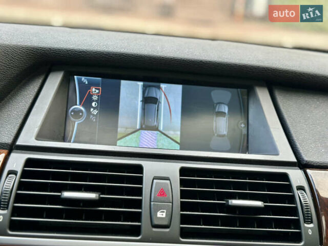 Белый БМВ Х5, объемом двигателя 3 л и пробегом 214 тыс. км за 18499 $, фото 57 на Automoto.ua