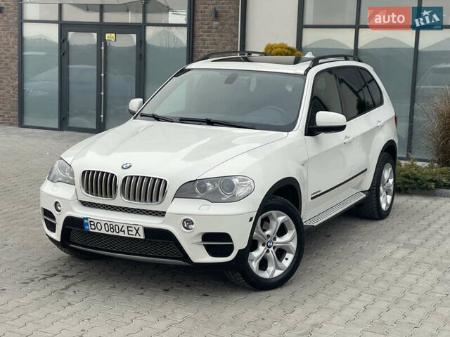 Белый БМВ Х5, объемом двигателя 2.99 л и пробегом 270 тыс. км за 19200 $, фото 2 на Automoto.ua