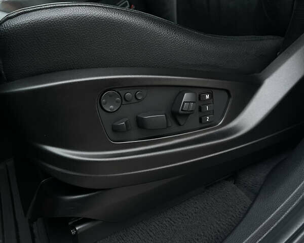 Белый БМВ Х5, объемом двигателя 2.99 л и пробегом 270 тыс. км за 19200 $, фото 54 на Automoto.ua