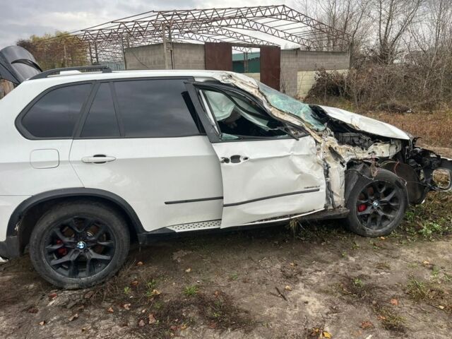 Белый БМВ Х5, объемом двигателя 3 л и пробегом 190 тыс. км за 7600 $, фото 3 на Automoto.ua