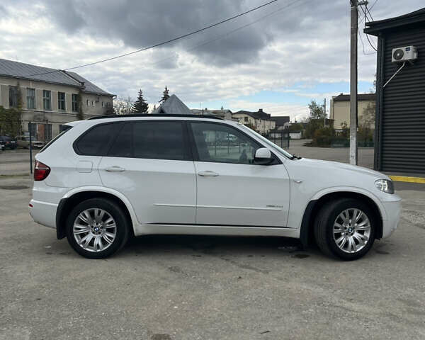 БМВ Х5 2012 в Ивано-Франковске на Automoto.ua Белый БМВ Х5, объемом двигателя 3 л и пробегом 265 тыс. км за 19900 $, фото 7 на Automoto.ua