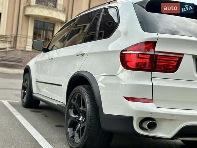 Білий БМВ Х5, об'ємом двигуна 3 л та пробігом 214 тис. км за 18999 $, фото 21 на Automoto.ua