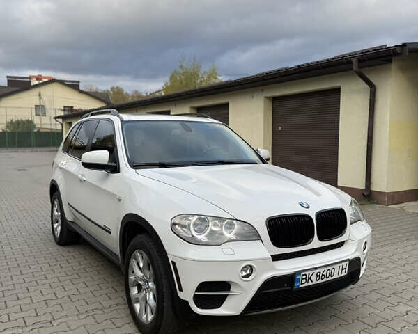 Білий БМВ Х5, об'ємом двигуна 2.99 л та пробігом 259 тис. км за 16000 $, фото 90 на Automoto.ua