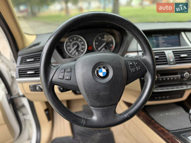 Белый БМВ Х5, объемом двигателя 2.99 л и пробегом 216 тыс. км за 17900 $, фото 24 на Automoto.ua