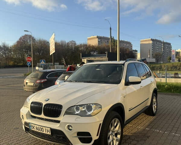 Белый БМВ Х5, объемом двигателя 2.99 л и пробегом 259 тыс. км за 16500 $, фото 48 на Automoto.ua