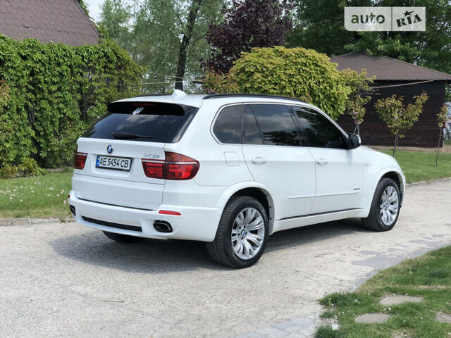 Белый БМВ Х5, объемом двигателя 3 л и пробегом 190 тыс. км за 17000 $, фото 15 на Automoto.ua