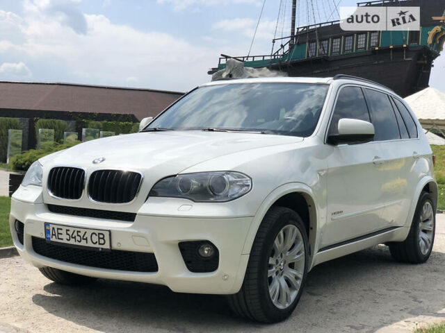 Белый БМВ Х5, объемом двигателя 3 л и пробегом 190 тыс. км за 17000 $, фото 8 на Automoto.ua