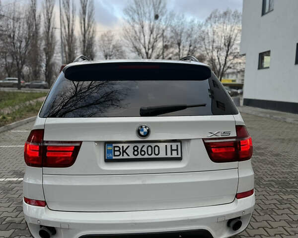 Белый БМВ Х5, объемом двигателя 2.99 л и пробегом 259 тыс. км за 16400 $, фото 70 на Automoto.ua