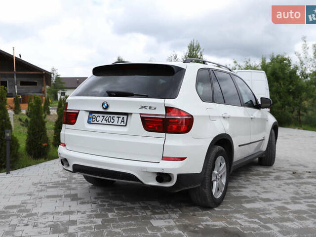 Белый БМВ Х5, объемом двигателя 3 л и пробегом 244 тыс. км за 17500 $, фото 6 на Automoto.ua