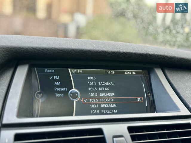 Белый БМВ Х5, объемом двигателя 3 л и пробегом 214 тыс. км за 18499 $, фото 60 на Automoto.ua