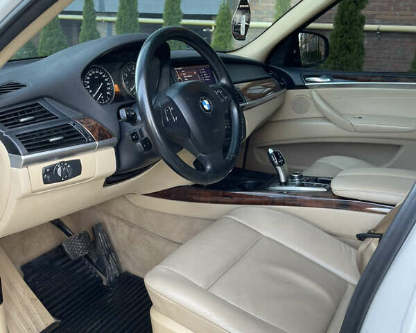 Белый БМВ Х5, объемом двигателя 2.98 л и пробегом 228 тыс. км за 13999 $, фото 32 на Automoto.ua