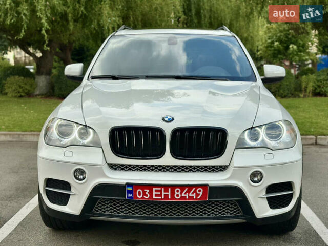 Белый БМВ Х5, объемом двигателя 3 л и пробегом 214 тыс. км за 18499 $, фото 3 на Automoto.ua