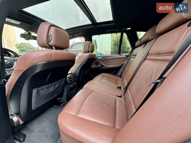 Белый БМВ Х5, объемом двигателя 3 л и пробегом 214 тыс. км за 18499 $, фото 42 на Automoto.ua