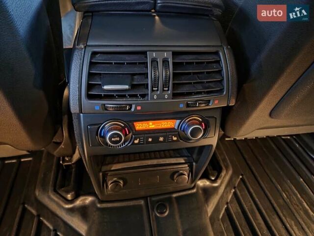 Білий БМВ Х5, об'ємом двигуна 2.98 л та пробігом 175 тис. км за 15999 $, фото 24 на Automoto.ua