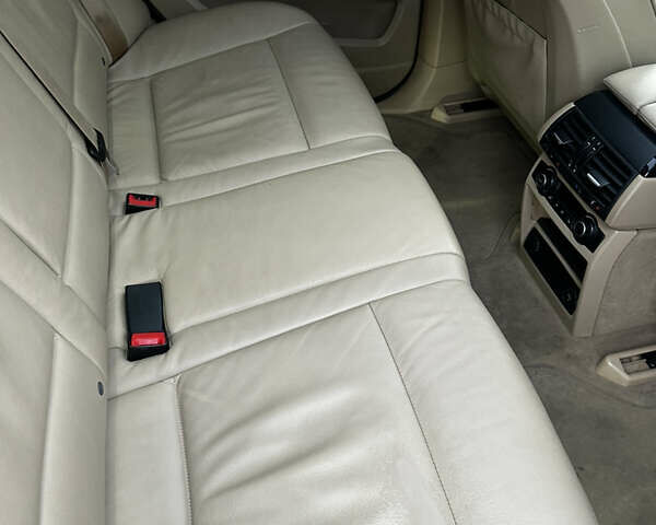 Білий БМВ Х5, об'ємом двигуна 2.98 л та пробігом 178 тис. км за 15500 $, фото 14 на Automoto.ua