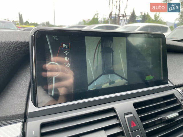 Белый БМВ Х5, объемом двигателя 2.98 л и пробегом 226 тыс. км за 14000 $, фото 12 на Automoto.ua