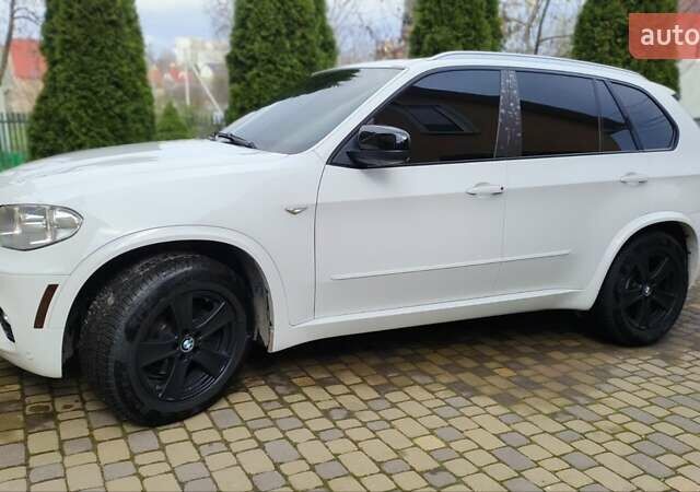 Білий БМВ Х5, об'ємом двигуна 3.5 л та пробігом 291 тис. км за 12500 $, фото 1 на Automoto.ua
